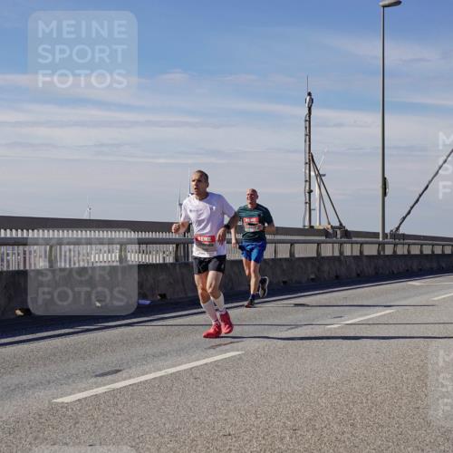 03.10.2025 - Köhlbrandbrückenlauf Michael Burmester http://msf.ph/oto/9072423 03.10.2025 12:37:33 Position 2  meine-sportfotos.de