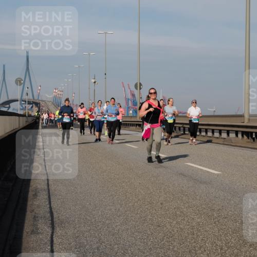 03.10.2025 - Köhlbrandbrückenlauf Fabian Wolf http://msf.ph/oto/9072430 03.10.2025 10:13:35 Position 3  meine-sportfotos.de
