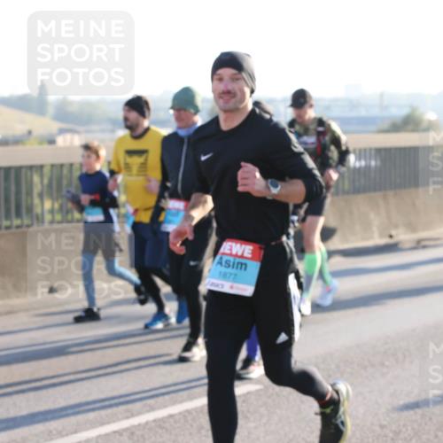 03.10.2025 - Köhlbrandbrückenlauf Lena Gebhardt http://msf.ph/oto/9072476 03.10.2025 09:24:50 Position 1 1877 meine-sportfotos.de