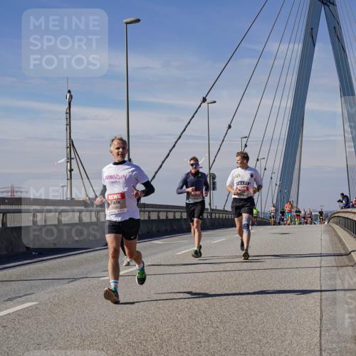 03.10.2025 - Köhlbrandbrückenlauf Michael Burmester http://msf.ph/oto/9072494 03.10.2025 12:37:45 Position 2  meine-sportfotos.de