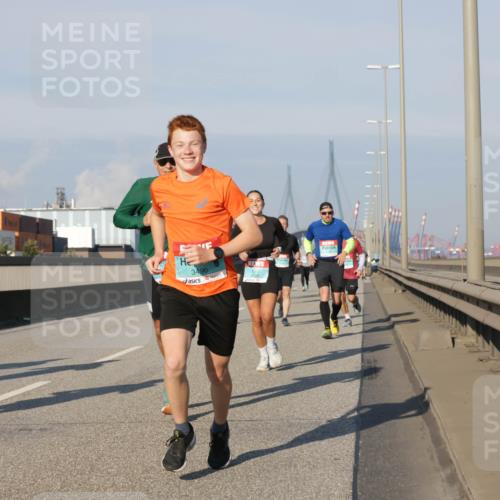 03.10.2025 - Köhlbrandbrückenlauf Jannik Wohlers http://msf.ph/oto/9072522 03.10.2025 09:50:08 Position 3 3496 meine-sportfotos.de