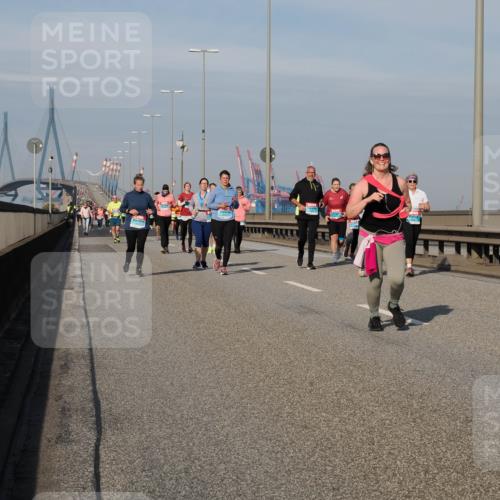 03.10.2025 - Köhlbrandbrückenlauf Fabian Wolf http://msf.ph/oto/9072526 03.10.2025 10:13:37 Position 3  meine-sportfotos.de