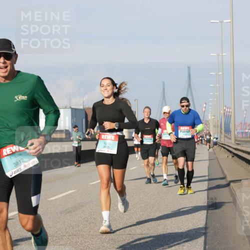 03.10.2025 - Köhlbrandbrückenlauf Jannik Wohlers http://msf.ph/oto/9072578 03.10.2025 09:50:09 Position 3 3812, 3825 meine-sportfotos.de