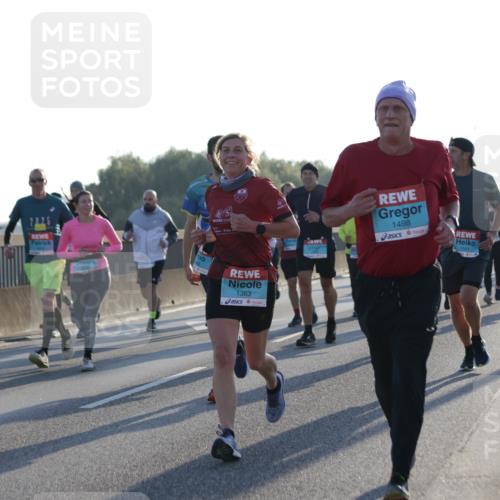 03.10.2025 - Köhlbrandbrückenlauf Jannik Wohlers http://msf.ph/oto/9072619 03.10.2025 09:18:14 Position 3 641, 1498, 1363, 1501 meine-sportfotos.de