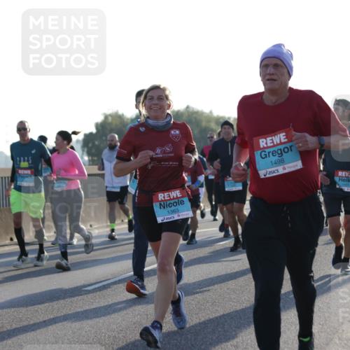 03.10.2025 - Köhlbrandbrückenlauf Jannik Wohlers http://msf.ph/oto/9072656 03.10.2025 09:18:15 Position 3 1363, 1498, 1501 meine-sportfotos.de