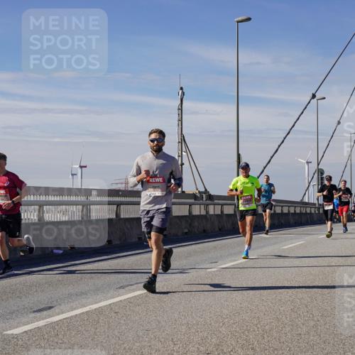 03.10.2025 - Köhlbrandbrückenlauf Michael Burmester http://msf.ph/oto/9072665 03.10.2025 12:38:03 Position 2 6741 meine-sportfotos.de