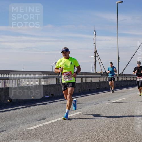 03.10.2025 - Köhlbrandbrückenlauf Michael Burmester http://msf.ph/oto/9072686 03.10.2025 12:38:05 Position 2 5967 meine-sportfotos.de