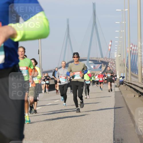 03.10.2025 - Köhlbrandbrückenlauf Jannik Wohlers http://msf.ph/oto/9072772 03.10.2025 09:50:13 Position 3 113, 080 meine-sportfotos.de