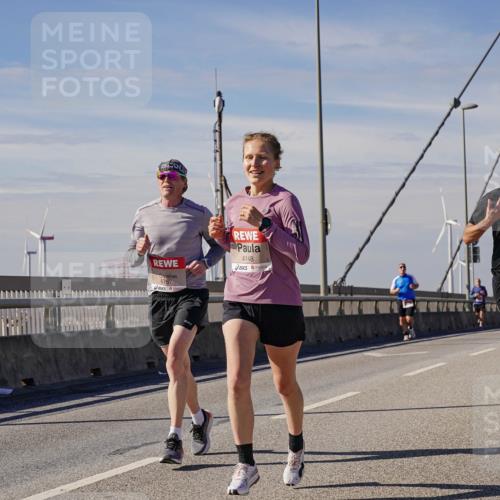 03.10.2025 - Köhlbrandbrückenlauf Michael Burmester http://msf.ph/oto/9072798 03.10.2025 12:38:10 Position 2 6767, 4148 meine-sportfotos.de