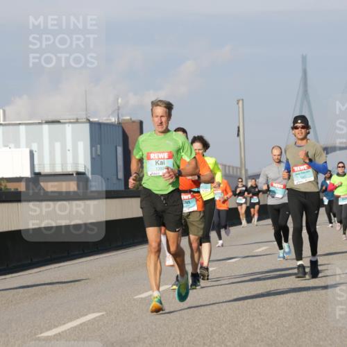 03.10.2025 - Köhlbrandbrückenlauf Jannik Wohlers http://msf.ph/oto/9072835 03.10.2025 09:50:15 Position 3 1080, 1245 meine-sportfotos.de