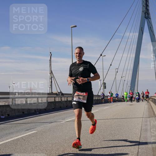 03.10.2025 - Köhlbrandbrückenlauf Michael Burmester http://msf.ph/oto/9072840 03.10.2025 12:38:11 Position 2  meine-sportfotos.de