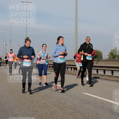 03.10.2025 - Köhlbrandbrückenlauf Fabian Wolf http://msf.ph/oto/9072841 03.10.2025 10:13:42 Position 3 2780, 2781, 3673 meine-sportfotos.de