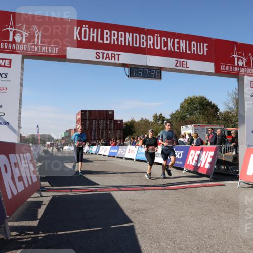 03.10.2025 - Köhlbrandbrückenlauf Lena Gebhardt http://msf.ph/oto/9072851 03.10.2025 13:37:36 Ziel 4611, 4863, 5190, 5201, 5384, 5550, 5551, 5756, 6133, 6402 meine-sportfotos.de