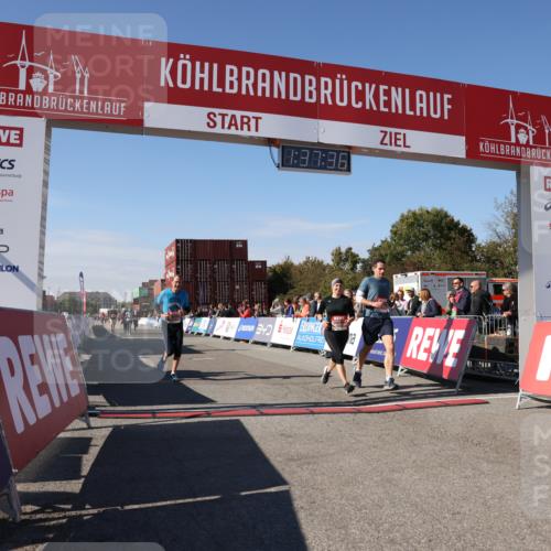03.10.2025 - Köhlbrandbrückenlauf Lena Gebhardt http://msf.ph/oto/9072884 03.10.2025 13:37:36 Ziel 4611, 4863, 5190, 5201, 5384, 5550, 5551, 5756, 6133, 6402 meine-sportfotos.de