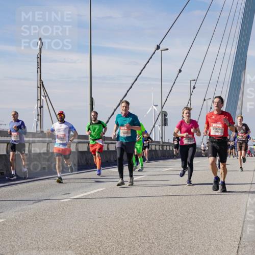 03.10.2025 - Köhlbrandbrückenlauf Michael Burmester http://msf.ph/oto/9072889 03.10.2025 12:38:20 Position 2 6484 meine-sportfotos.de