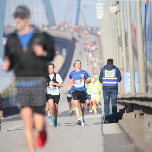 03.10.2025 - Köhlbrandbrückenlauf Jannik Wohlers http://msf.ph/oto/9072897 03.10.2025 09:38:58 Position 3 61 meine-sportfotos.de