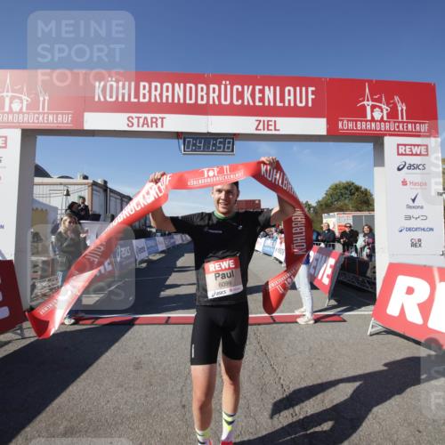 03.10.2025 - Köhlbrandbrückenlauf Jannik Wohlers http://msf.ph/oto/9072950 03.10.2025 12:41:58 Ziel 6099 meine-sportfotos.de