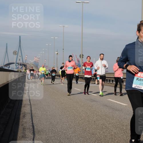 03.10.2025 - Köhlbrandbrückenlauf Fabian Wolf http://msf.ph/oto/9072954 03.10.2025 10:13:45 Position 3 2780 meine-sportfotos.de