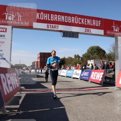03.10.2025 - Köhlbrandbrückenlauf Lena Gebhardt http://msf.ph/oto/9072955 03.10.2025 13:37:38 Ziel 4611, 4863, 5201, 5384, 5550, 5551, 5756, 6133, 6402 meine-sportfotos.de