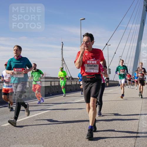 03.10.2025 - Köhlbrandbrückenlauf Michael Burmester http://msf.ph/oto/9072956 03.10.2025 12:38:22 Position 2 6714, 6484 meine-sportfotos.de