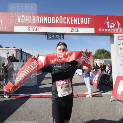 03.10.2025 - Köhlbrandbrückenlauf Jannik Wohlers http://msf.ph/oto/9073022 03.10.2025 12:41:58 Ziel 6099 meine-sportfotos.de