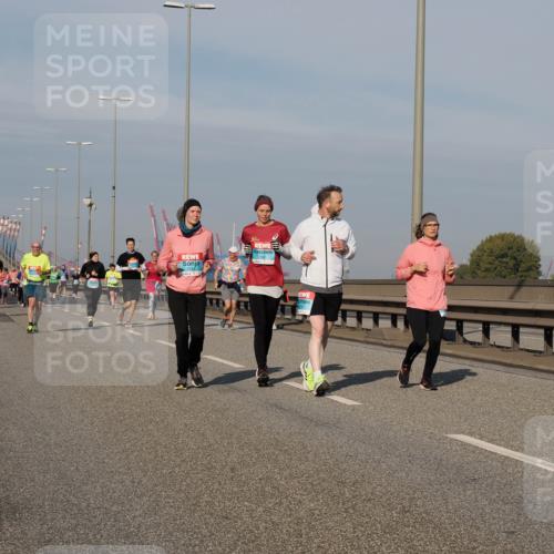03.10.2025 - Köhlbrandbrückenlauf Fabian Wolf http://msf.ph/oto/9073038 03.10.2025 10:13:46 Position 3 2062 meine-sportfotos.de