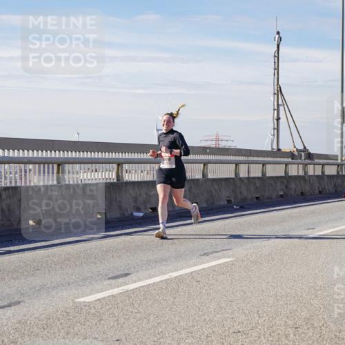 03.10.2025 - Köhlbrandbrückenlauf Michael Burmester http://msf.ph/oto/9073052 03.10.2025 12:38:28 Position 2 6154 meine-sportfotos.de