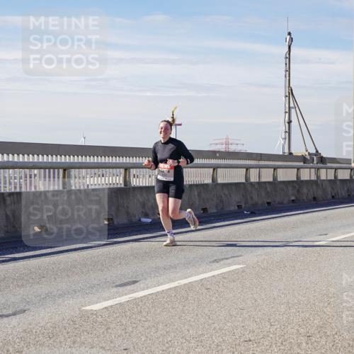 03.10.2025 - Köhlbrandbrückenlauf Michael Burmester http://msf.ph/oto/9073062 03.10.2025 12:38:28 Position 2  meine-sportfotos.de