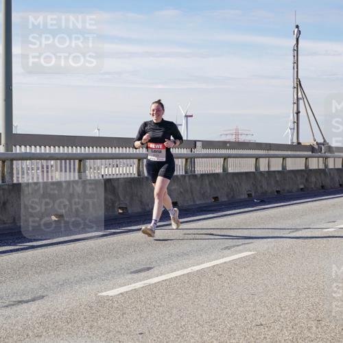 03.10.2025 - Köhlbrandbrückenlauf Michael Burmester http://msf.ph/oto/9073079 03.10.2025 12:38:28 Position 2 6154 meine-sportfotos.de