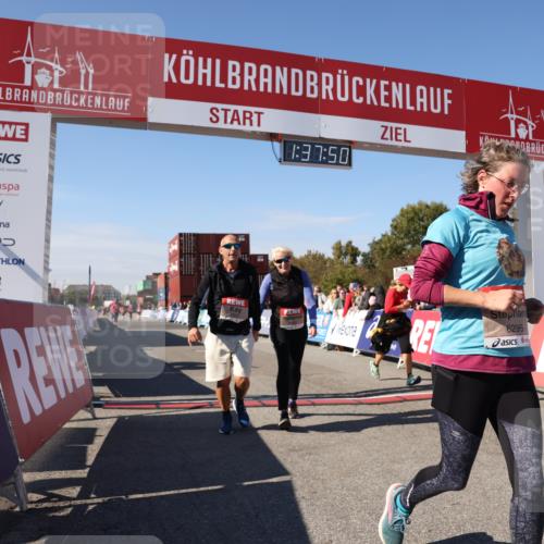 03.10.2025 - Köhlbrandbrückenlauf Lena Gebhardt http://msf.ph/oto/9073202 03.10.2025 13:37:51 Ziel 4014, 5201, 5305, 5384, 5420, 6295 meine-sportfotos.de