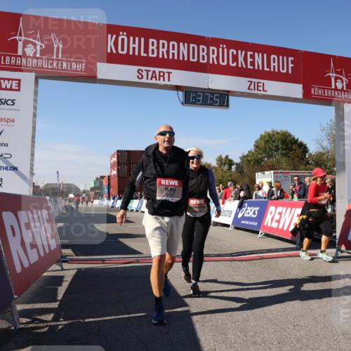03.10.2025 - Köhlbrandbrückenlauf Lena Gebhardt http://msf.ph/oto/9073214 03.10.2025 13:37:51 Ziel 4014, 5201, 5305, 5384, 5420, 6295 meine-sportfotos.de