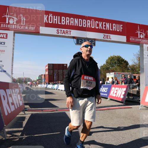 03.10.2025 - Köhlbrandbrückenlauf Lena Gebhardt http://msf.ph/oto/9073233 03.10.2025 13:37:52 Ziel 4014, 5201, 5305, 5384, 5420, 6295 meine-sportfotos.de