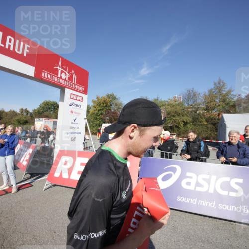 03.10.2025 - Köhlbrandbrückenlauf Jannik Wohlers http://msf.ph/oto/9073251 03.10.2025 12:41:59 Ziel 6099 meine-sportfotos.de