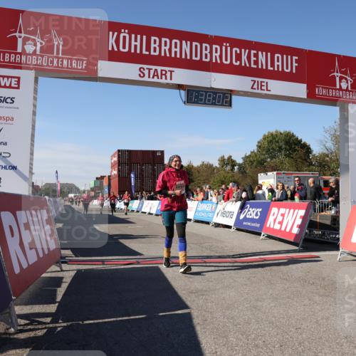 03.10.2025 - Köhlbrandbrückenlauf Lena Gebhardt http://msf.ph/oto/9073275 03.10.2025 13:38:02 Ziel 5188, 5343, 5409, 6515 meine-sportfotos.de