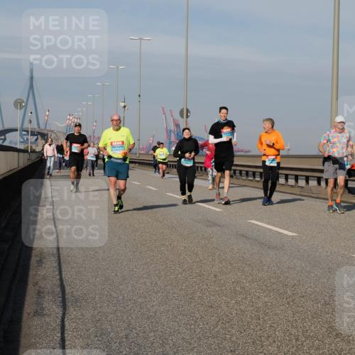 03.10.2025 - Köhlbrandbrückenlauf Fabian Wolf http://msf.ph/oto/9073323 03.10.2025 10:13:52 Position 3  meine-sportfotos.de