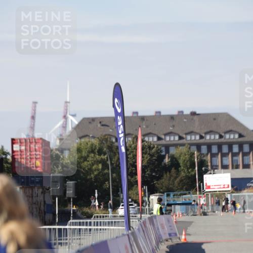 03.10.2025 - Köhlbrandbrückenlauf Jannik Wohlers http://msf.ph/oto/9073338 03.10.2025 12:43:50 Ziel  meine-sportfotos.de