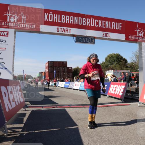 03.10.2025 - Köhlbrandbrückenlauf Lena Gebhardt http://msf.ph/oto/9073365 03.10.2025 13:38:04 Ziel 5188, 5343, 5409, 5632, 6515 meine-sportfotos.de