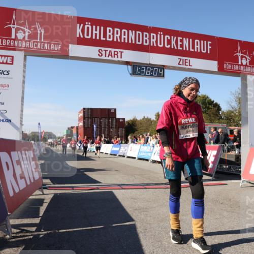 03.10.2025 - Köhlbrandbrückenlauf Lena Gebhardt http://msf.ph/oto/9073382 03.10.2025 13:38:04 Ziel 5188, 5343, 5409, 5632, 6515 meine-sportfotos.de