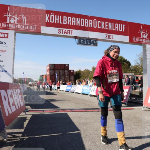03.10.2025 - Köhlbrandbrückenlauf Lena Gebhardt http://msf.ph/oto/9073400 03.10.2025 13:38:04 Ziel 5188, 5343, 5409, 5632, 6515 meine-sportfotos.de