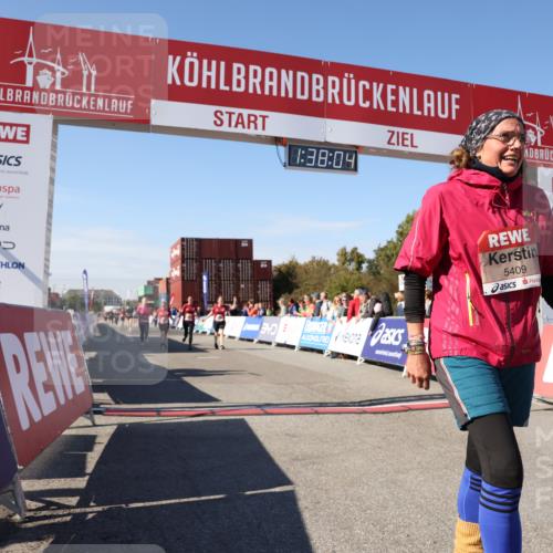 03.10.2025 - Köhlbrandbrückenlauf Lena Gebhardt http://msf.ph/oto/9073434 03.10.2025 13:38:05 Ziel 5188, 5343, 5409, 5632, 6515 meine-sportfotos.de
