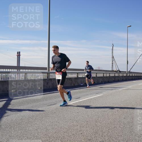 03.10.2025 - Köhlbrandbrückenlauf Michael Burmester http://msf.ph/oto/9073435 03.10.2025 12:38:50 Position 2  meine-sportfotos.de