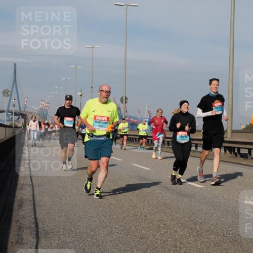 03.10.2025 - Köhlbrandbrückenlauf Fabian Wolf http://msf.ph/oto/9073476 03.10.2025 10:13:56 Position 3 2427 meine-sportfotos.de