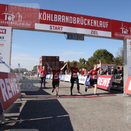 03.10.2025 - Köhlbrandbrückenlauf Lena Gebhardt http://msf.ph/oto/9073499 03.10.2025 13:38:08 Ziel 5188, 5343, 5409, 5632, 6515 meine-sportfotos.de