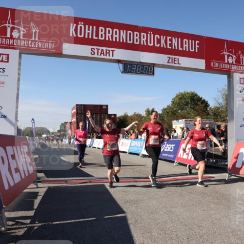 03.10.2025 - Köhlbrandbrückenlauf Lena Gebhardt http://msf.ph/oto/9073534 03.10.2025 13:38:09 Ziel 5188, 5343, 5409, 5632, 6515 meine-sportfotos.de