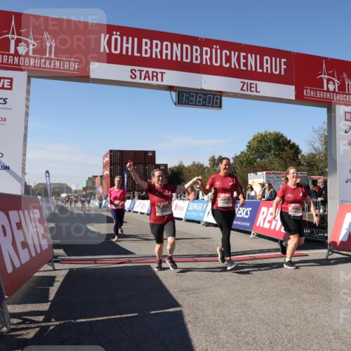 03.10.2025 - Köhlbrandbrückenlauf Lena Gebhardt http://msf.ph/oto/9073544 03.10.2025 13:38:09 Ziel 5188, 5343, 5409, 5632, 6515 meine-sportfotos.de