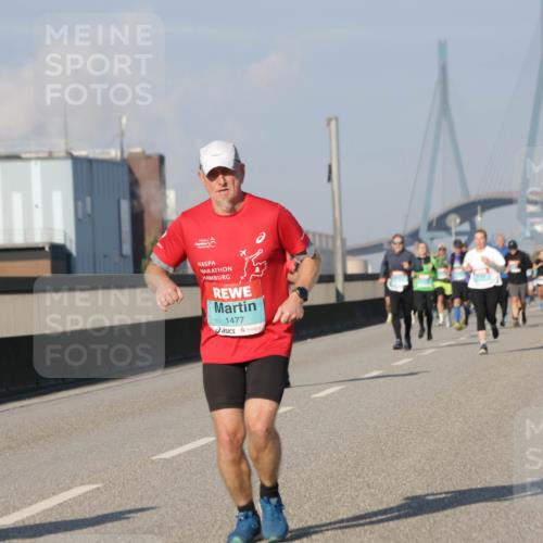 03.10.2025 - Köhlbrandbrückenlauf Jannik Wohlers http://msf.ph/oto/9073558 03.10.2025 09:50:35 Position 3 1477 meine-sportfotos.de