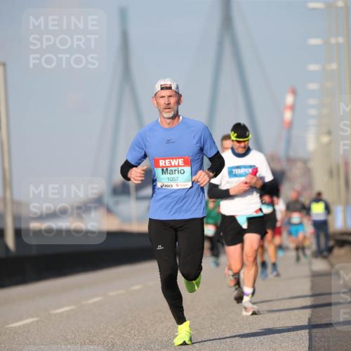 03.10.2025 - Köhlbrandbrückenlauf Jannik Wohlers http://msf.ph/oto/9073573 03.10.2025 09:39:39 Position 3 1057 meine-sportfotos.de