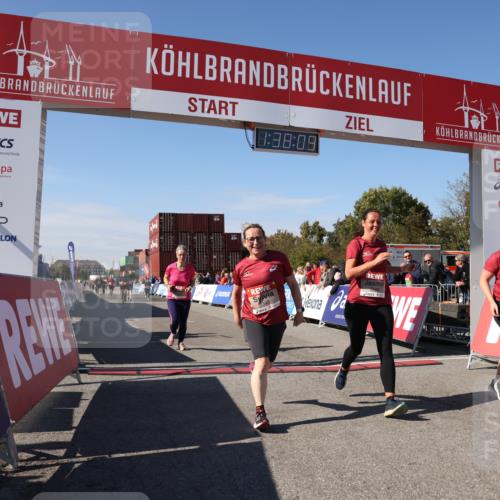 03.10.2025 - Köhlbrandbrückenlauf Lena Gebhardt http://msf.ph/oto/9073574 03.10.2025 13:38:09 Ziel 5188, 5343, 5409, 5632, 6515 meine-sportfotos.de