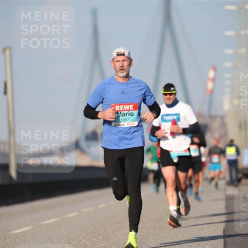 03.10.2025 - Köhlbrandbrückenlauf Jannik Wohlers http://msf.ph/oto/9073596 03.10.2025 09:39:40 Position 3 1057 meine-sportfotos.de