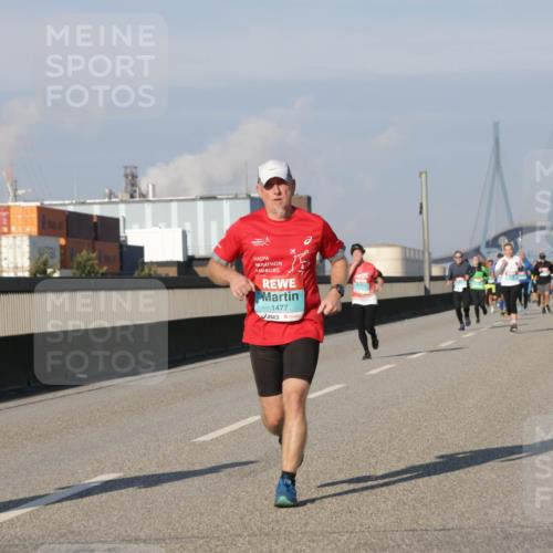 03.10.2025 - Köhlbrandbrückenlauf Jannik Wohlers http://msf.ph/oto/9073645 03.10.2025 09:50:36 Position 3 1477 meine-sportfotos.de